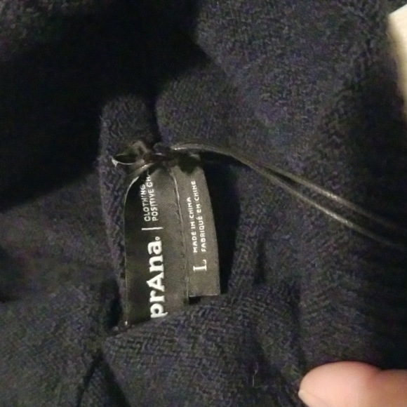 Prana sweater - Picture 7 of 10